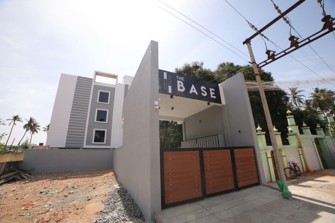 The Base Inn Puducherry Zewnętrze zdjęcie